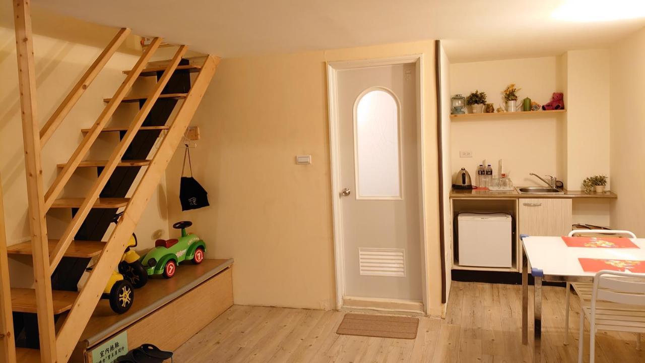 Jack'S House Apartment Tainan Luaran gambar